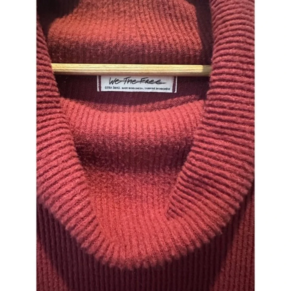 Free People Burgundy Red Waffle Knit Cowl Neck Oversized Tunic Size‎ XS
